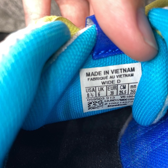 Reebok  Smoothflex Flyer Running Shoes  - WMNS 8.5 - Picture 10 of 10